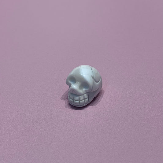 Howlite Mini Skull