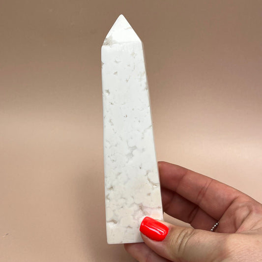 Snowy Quartz Obelisk