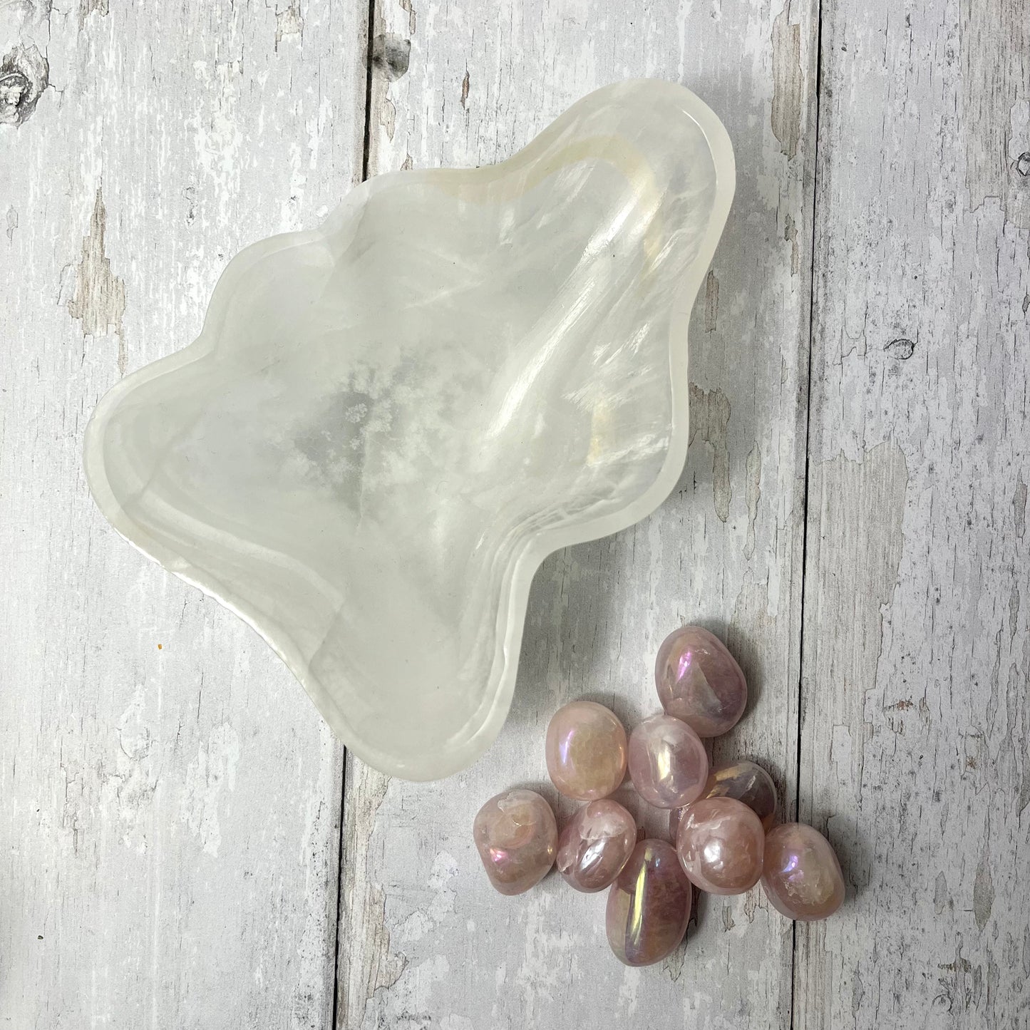 White Aragonite Cloud Bowl