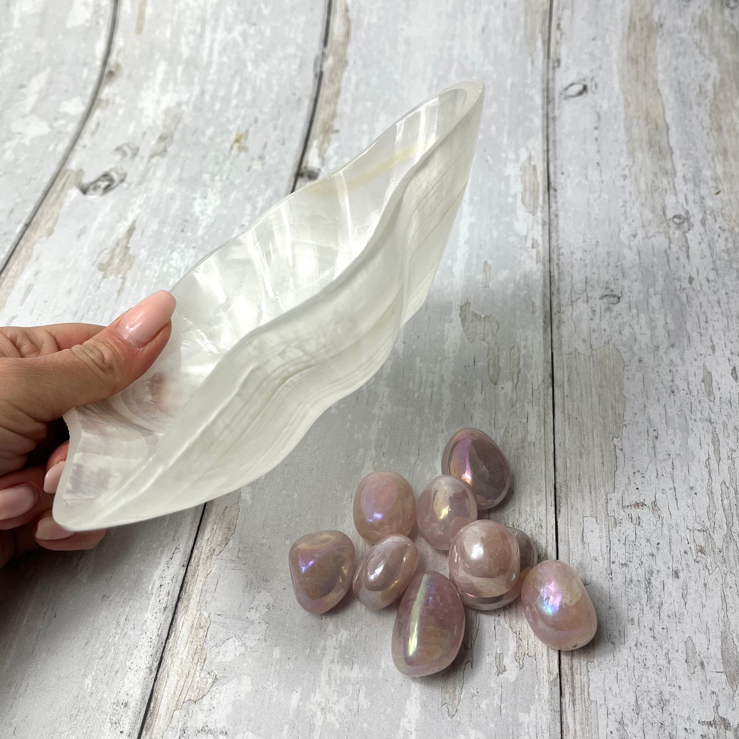 White Aragonite Cloud Bowl