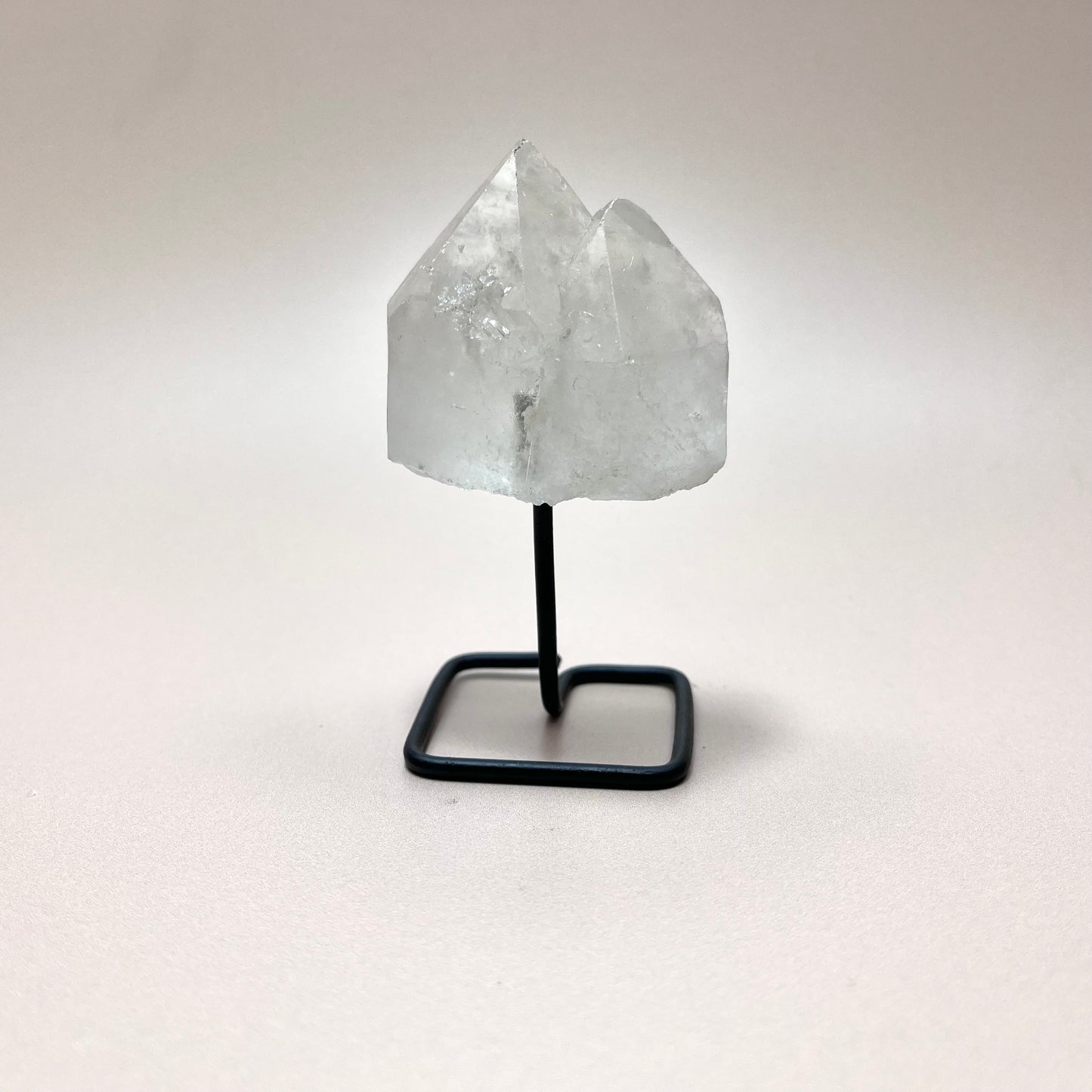 Quartz Points On Stand