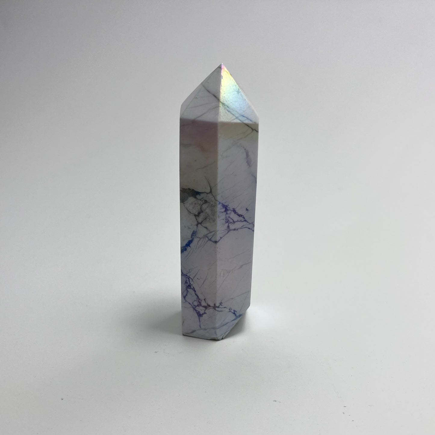 Aura Howlite Point