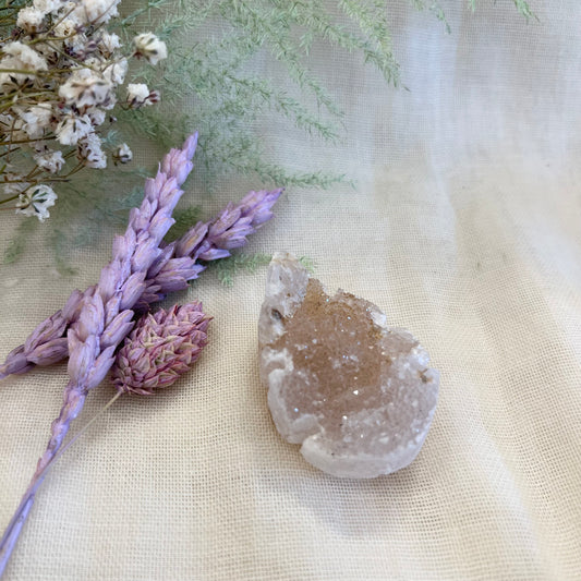 Quartz Leaf